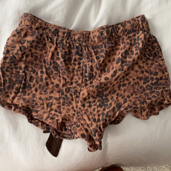 aerie cheeta print pj shorts!! - Picture 2 of 3
